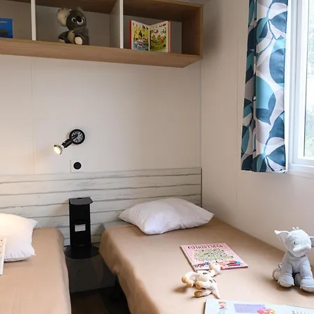 Le Paradis 4*