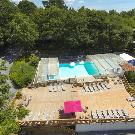 אתר קמפינג Le Paradis 4*
