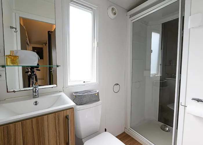 Le Paradis אתר קמפינג